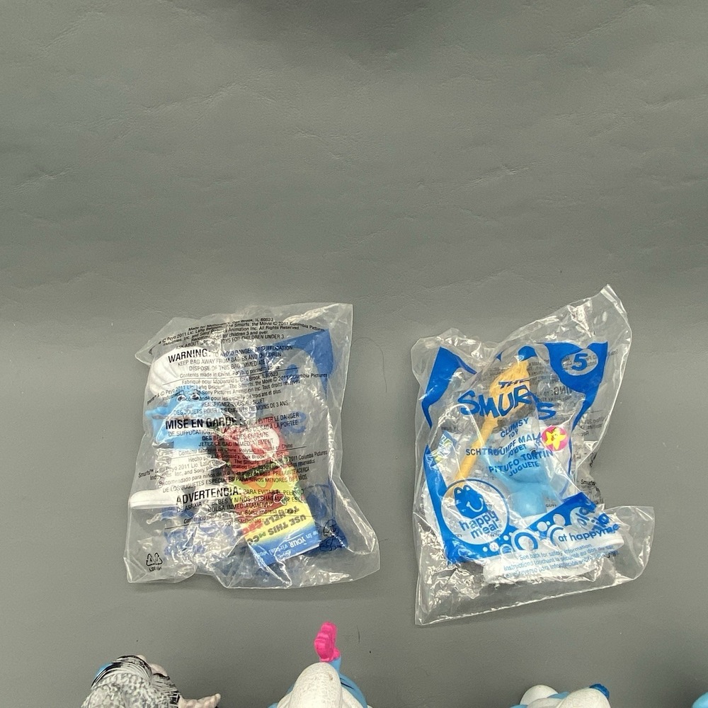 2011-2013 McDonalds Lot Of 31 Smurfs Hefty, Smurfette Figurine Many Duplicates - Picture 11 of 14